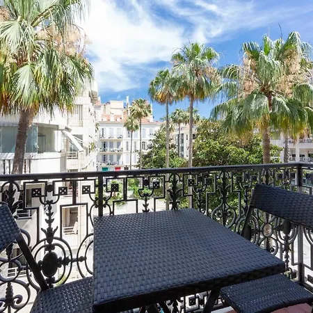 1 Bedroom With 1 Mezzanine Location In The Heart Of Apartment